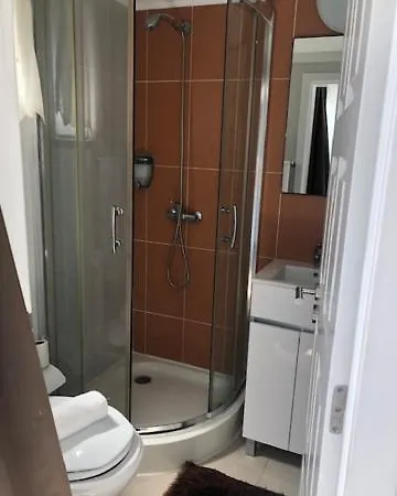 7 Saias Marginal Guest house *