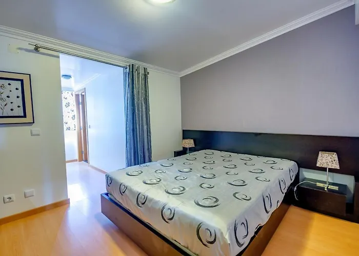 7 Saias Marginal Nazaré