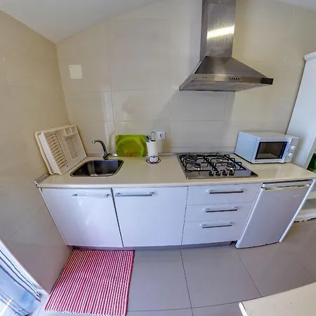 7 Saias Marginal בית הארחה