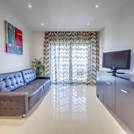 7 Saias Marginal 3* Nazaré