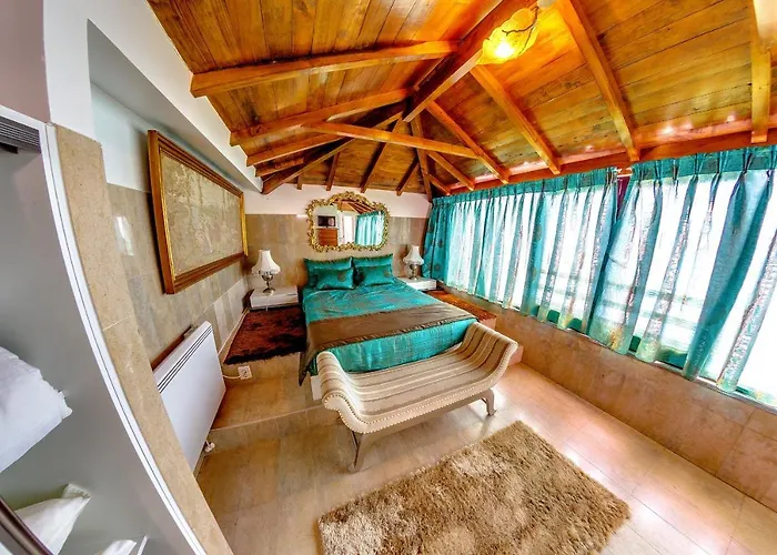 7 Saias Marginal Πανσιόν 3*